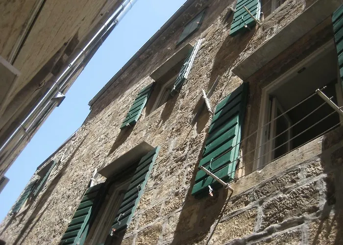 Gala Apartments